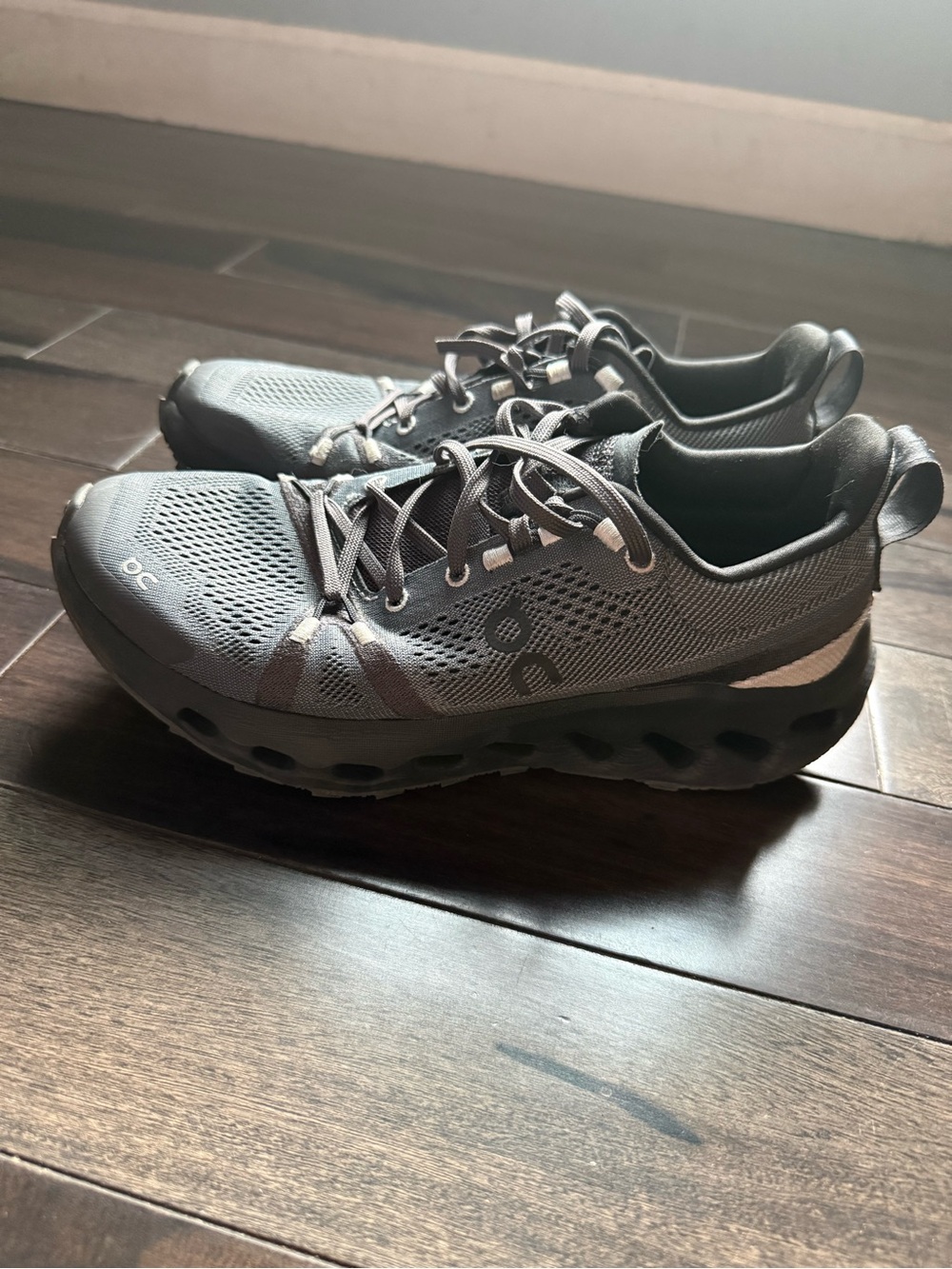 On Cloudsurfer Trail Eclipse Black Running Shoes Women’s 7.5 Trail Running